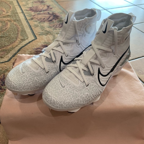 Nike Alpha Huarache NXT Premium Baseball Cleats - Picture 10 of 14